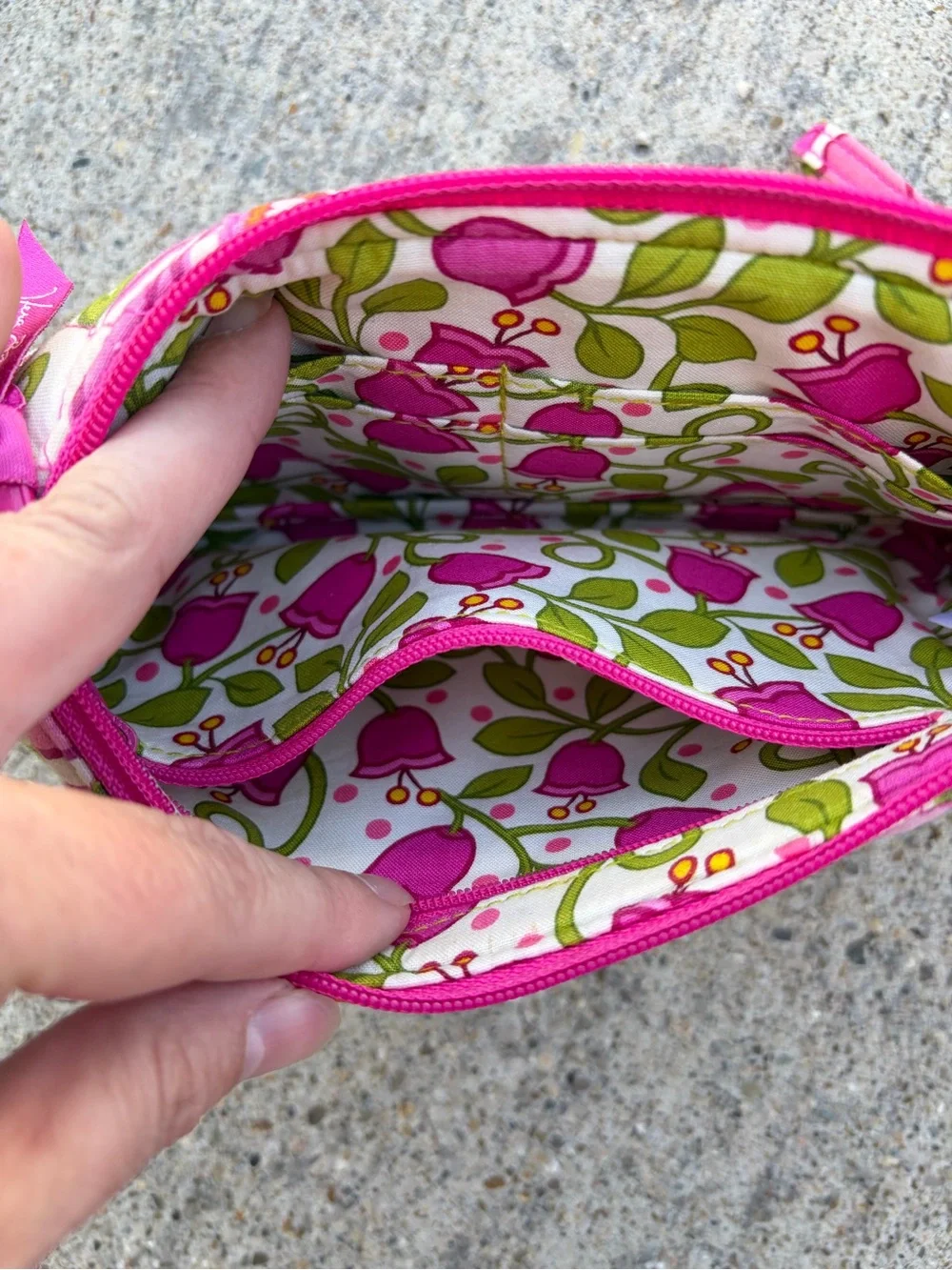Vera Bradley Pink zippered turn lock wallet clutch quilted - Picture 4 of 4